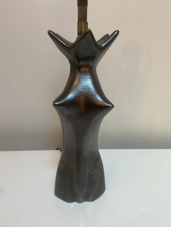 Image 1 of Lampe aus schwarz glasierter Keramik in Form einer Frau Jacques Blin zugeschrieben