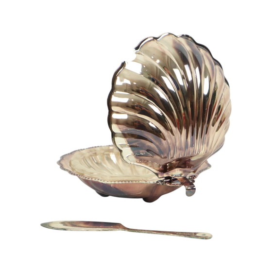 Image 1 of Piatto da burro a conchiglia Queen Anne