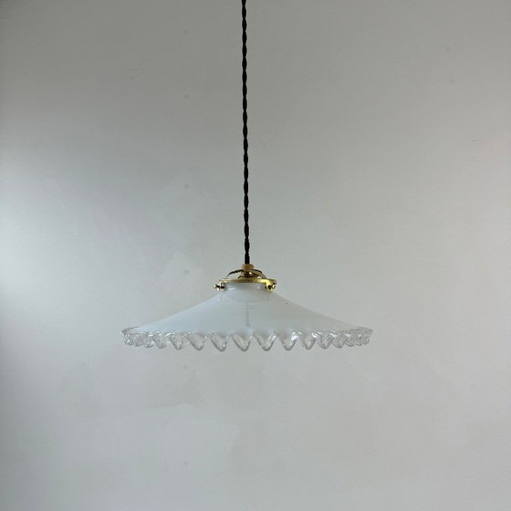 Image 1 of Lampada a sospensione antica in opalino intrecciato vintage da 26 cm