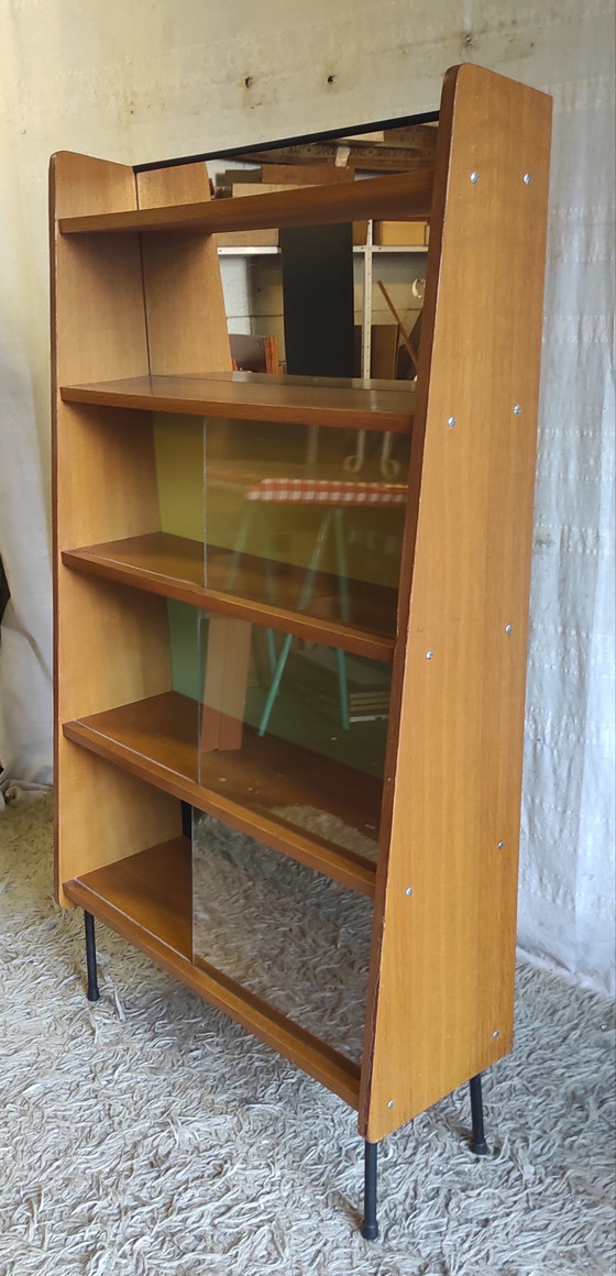 Modernistische houten boekenkast, toegeschreven aan Pierre Guariche - jaren 1950/60 – Boekenkasten, Wood (photo 7 of 8)