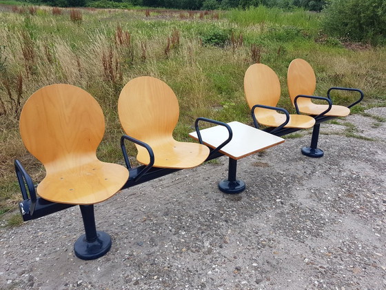 Image 1 of Ensemble de sièges de salle d'attente vintage années 80 en contreplaqué : 4 chaises + table