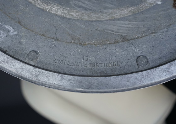 Image 1 of vintage Tulip Stoelen van Eero Saarinen voor Knoll International. 1960s