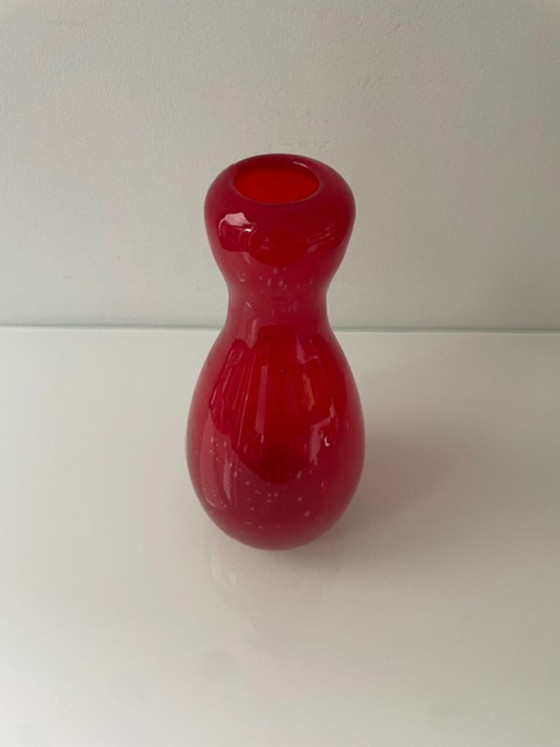 Image 1 of Mouth-blown designer vase of red glass