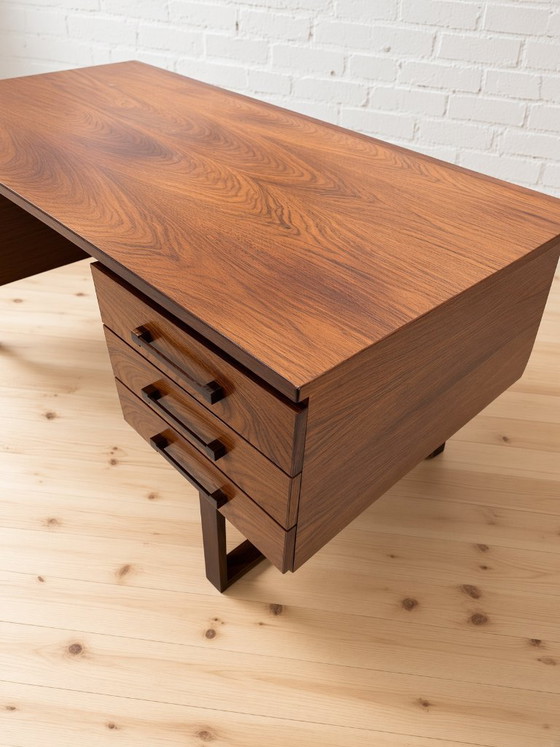Bureau danois vintage en palissandre Torben Valeur & Henning Jensen pour Dyrlund – Bureaux, Wool (photo 11 of 13)