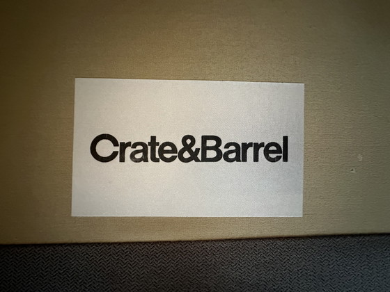 Image 1 of Banco gris de Crate & Barrel