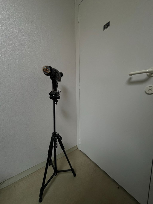 Lampe d'une vieille caméra vidéo