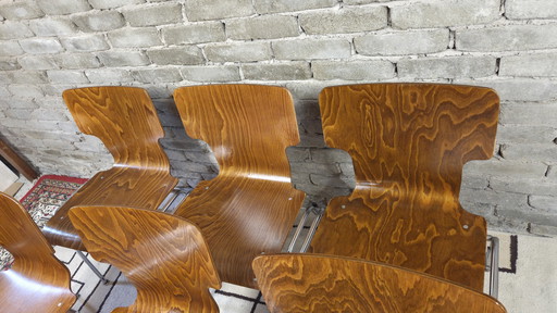 6 Vintage-Stühle im skandinavischen Design aus den 70er Jahren