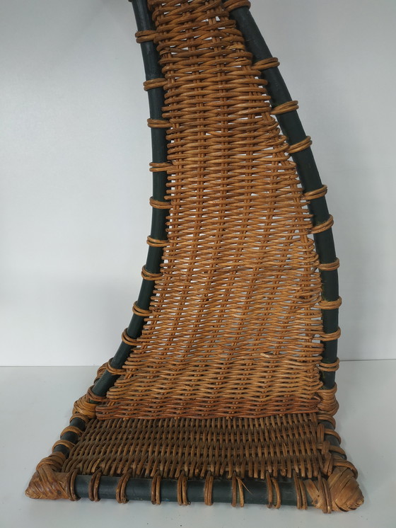 Image 1 of Rare robe vintage en rotin/objet d'art