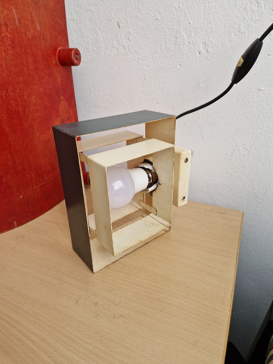 Image 1 of Vintage Philips NX223 wandlamp stijlvol design