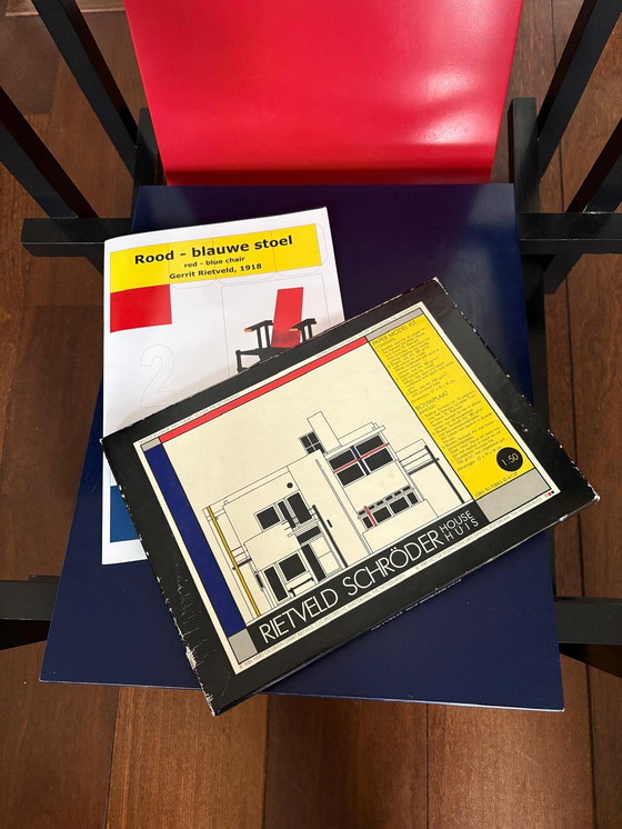 Image 1 of Sedia Rietveld rosso-blu