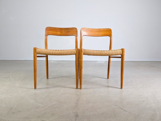 Image 1 of Ensemble de 2 chaises Niels O Moller, modèle 77, en teck danois J.L. Møllers