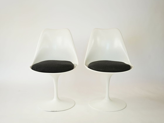 Image 1 of Set van 2 eetkamerstoelen van Eero Saarinen voor Knoll International 1970 vintage