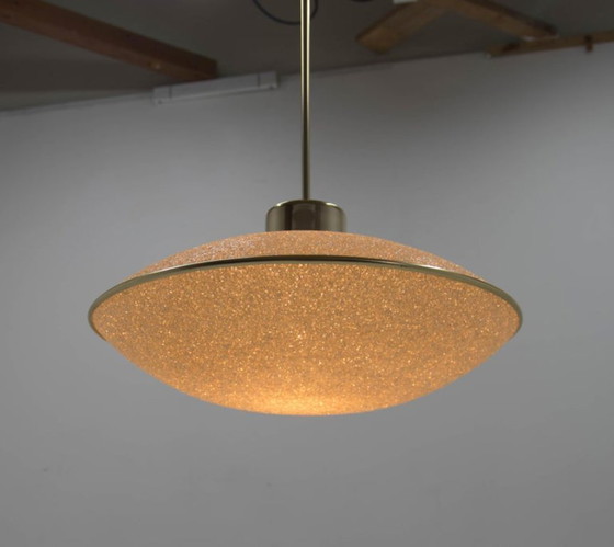 Image 1 of Suspension OVNI de style allemand des années 1970 en résine texturée