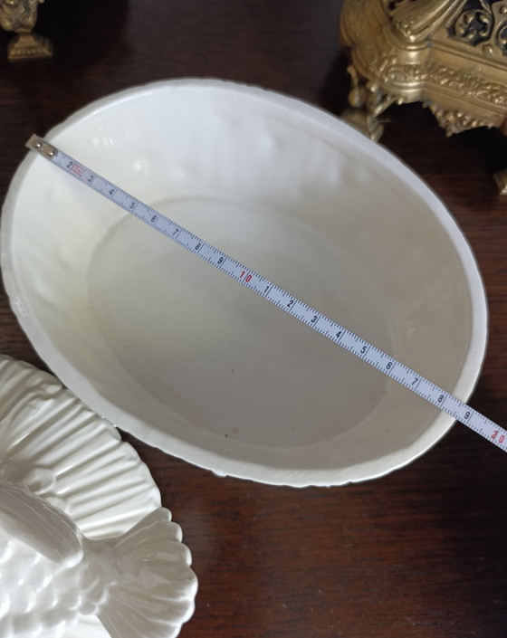 Vintage Italiaanse keramische sieradendoos met witte glazuurlaag en duiven. – Decoratieve objecten, Ceramic (photo 6 of 10)