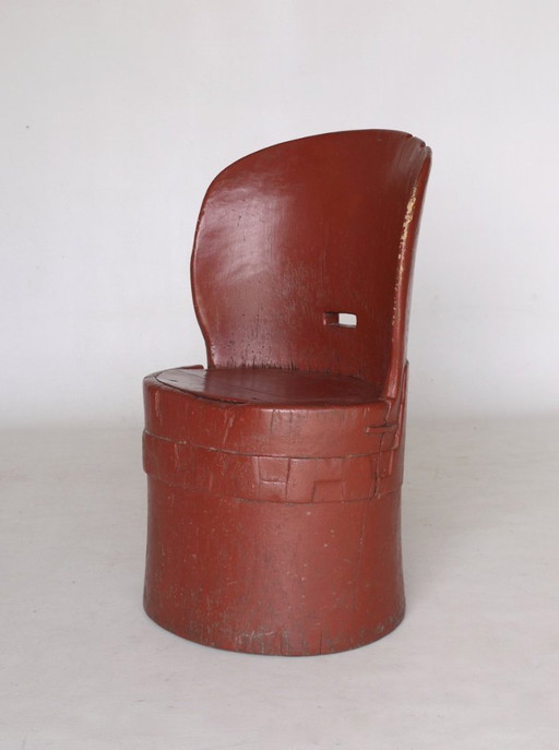 Antieke Scandinavische houten Kubbestol stoel