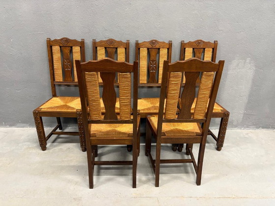 Image 1 of Set van 6 eetkamerstoelen, brutalistische stijl, zitting van riet en essenhout, jaren 1950, Frankrijk