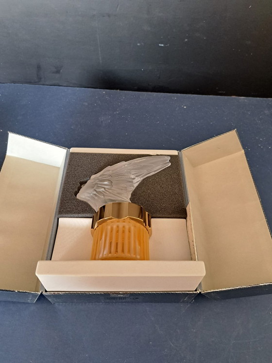 Image 1 of Frasco de perfume Lalique