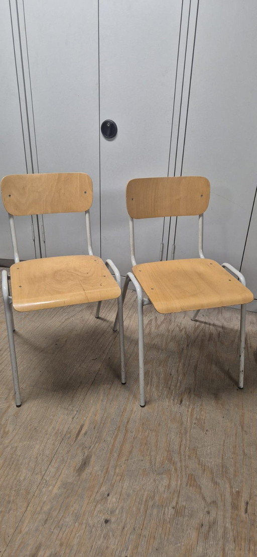 Vintage school chairs / industrial wooden chairs – set of 4