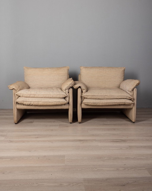 Paire de fauteuils en tissu design italien des années 80