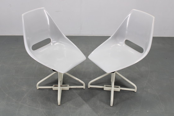 Image 1 of 1960s Miroslav Navratil Pair of Fiberglass Chairs for Vertex, Czechoslovakia