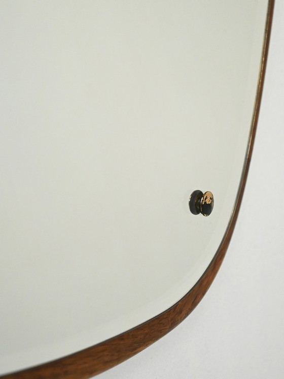Image 1 of Scandinavische ovale spiegel uit de jaren 60, gemaakt van eikenhout.
