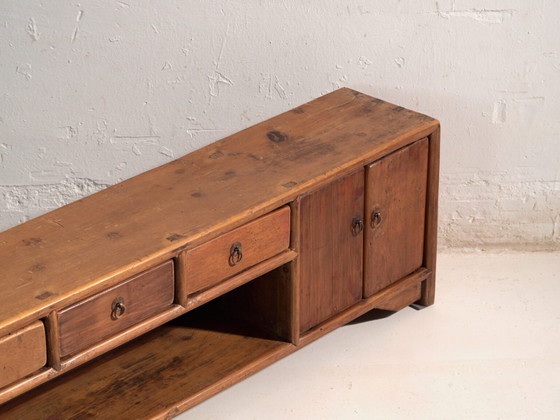 Antique Chinese low cabinet in elm wood – China, circa 1900 – Sideboard cabinet, Iron (photo 13 of 40)