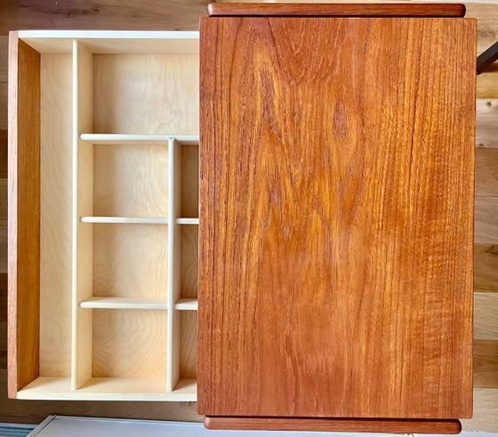 Dänischer Rolltisch – BR Møbler, Beistelltische, Rattan, Wood (photo 3 of 6)