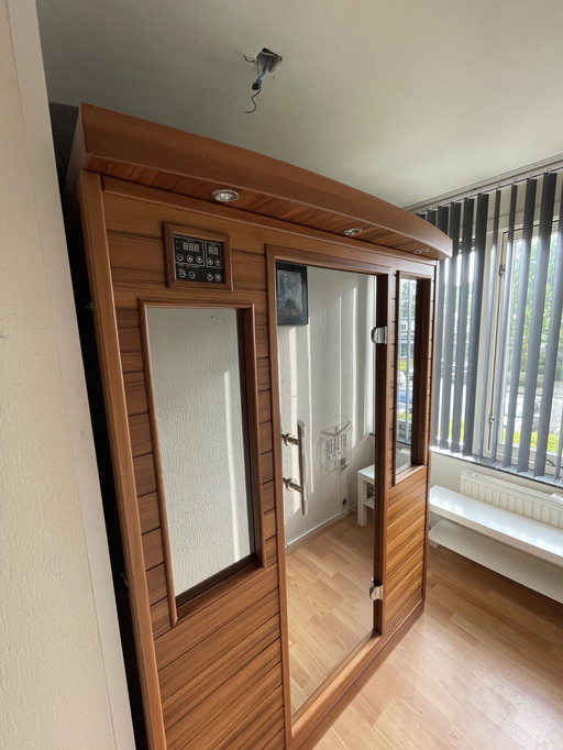 Infrared sauna