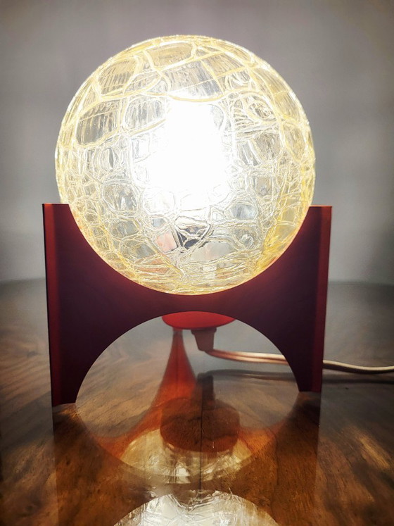 Lampada da tavolo con base arancione e paralume a globo in vetro, Lampade da tavolo, Metallo (foto 7 di 8)