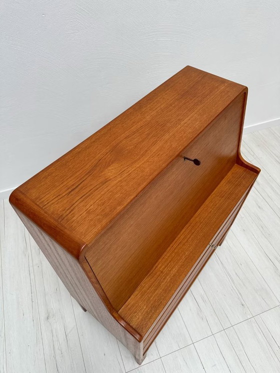 Image 1 of  Gabinetto danese vintage in teak 88 di Anre Wahl Iversen anni '60