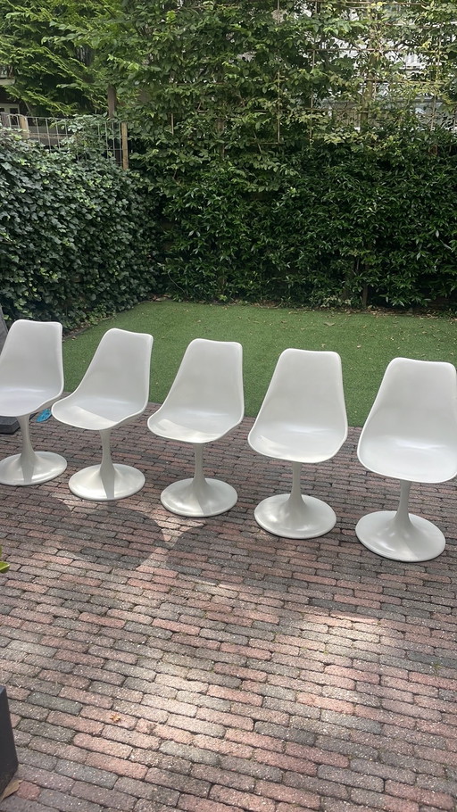 Replica tulp stoelen 