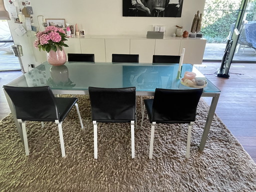 Extendable Glass Table