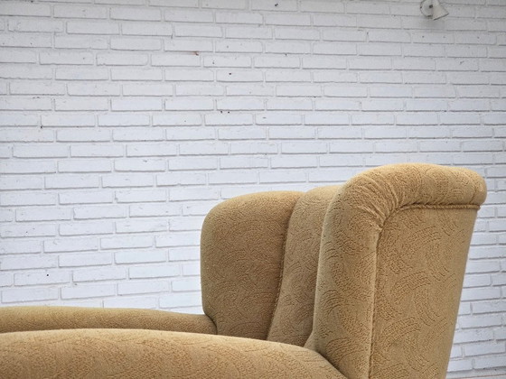 Image 1 of Dänischer Relaxsessel aus den 1960er Jahren, originaler hellgrüner Möbelwollbezug.