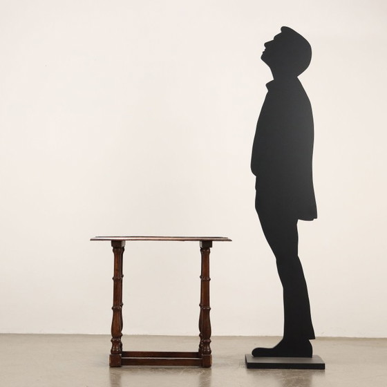 Image 1 of Table basse en noyer