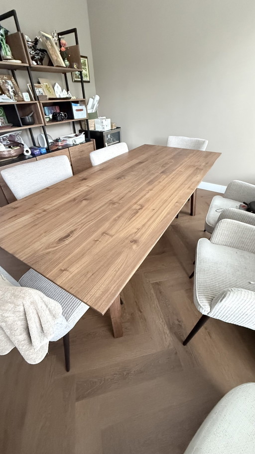 Table en noyer 220x100