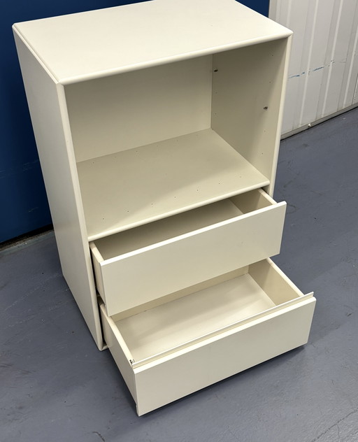 Estantería Montana 1243, blanco vainilla, 2 cajones, 1 compartimento abierto/estante de cristal