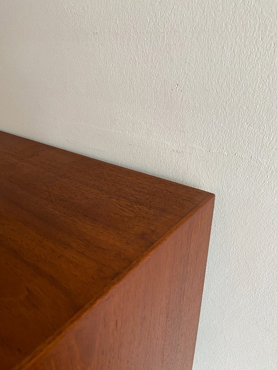 Image 1 of Vintage Danish chest of drawers with 8 drawers