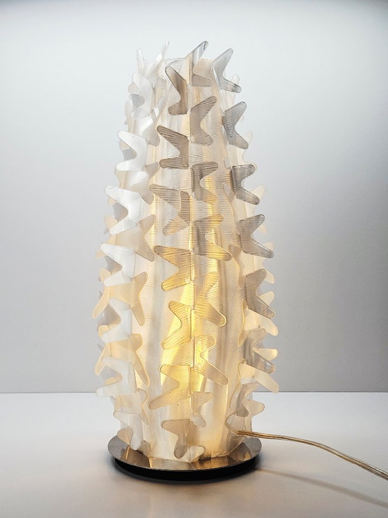 Lámpara de Diseño Cactus Slamp – Efecto Prisma – Petit lampadaire Cactus de Slamp, Lámparas de mesa, Plastic (photo 4 of 5)