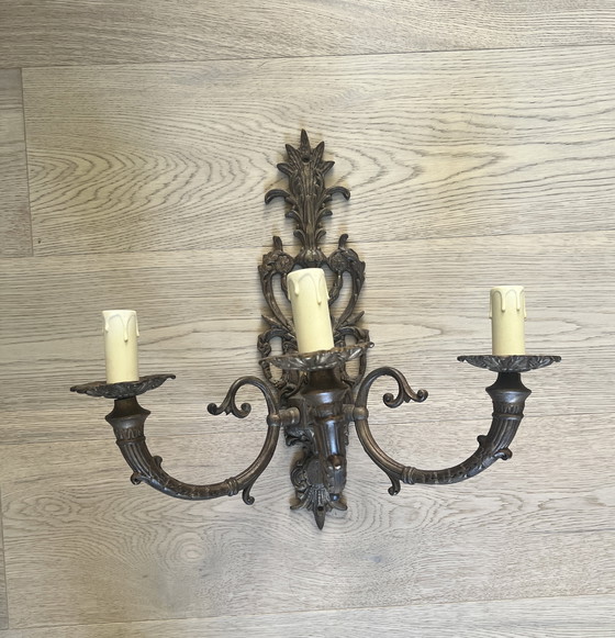 Image 1 of Antiche lampade da parete in bronzo in stile rococò francese - Coppia