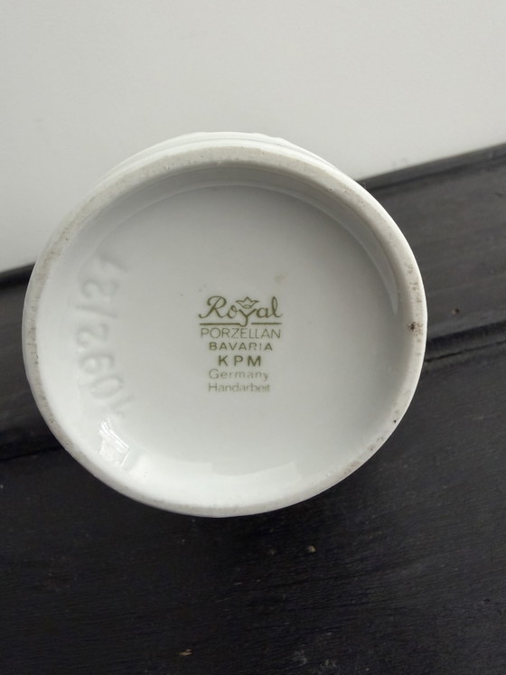 Special KPM Bavaria porcelain vase – “Konzert Im Alten Ägypten” – relief (model 1092/21) (photo 10 of 10)