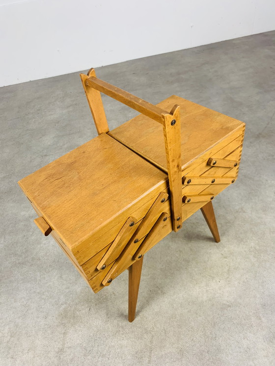 Image 1 of Travailleuse Vintage Pieds Compas, Bois, Années 60