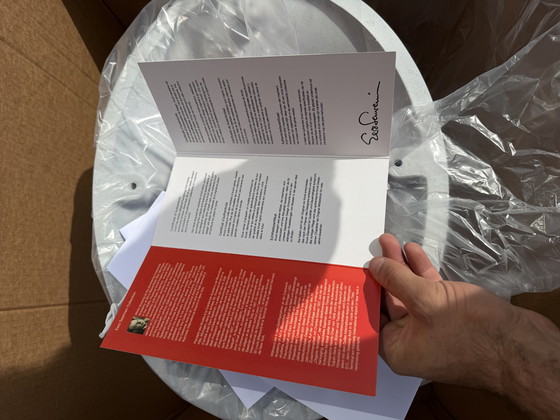 Image 1 of Original Knoll Tulip ovalado de 198x121cm en laminado blanco Eero Saarinen ¡NUEVO en su caja!