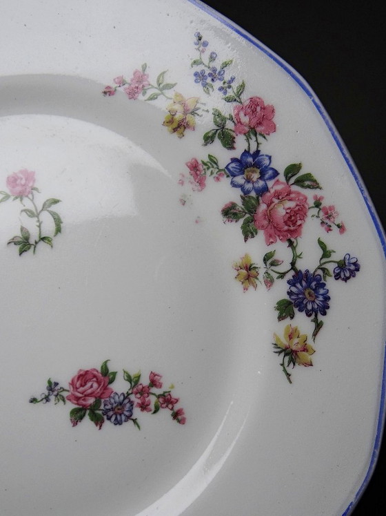 Image 1 of 28-piece Bernardaud Limoges porcelain dinner service with floral decoration, 1920s-1950s