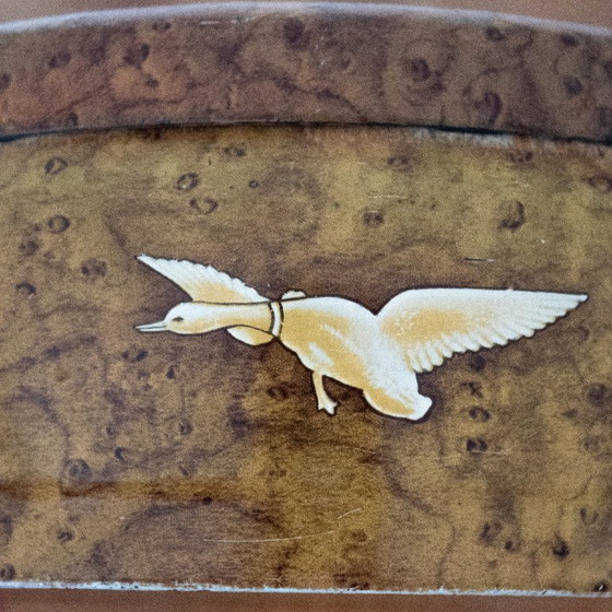 Boîte à biscuits ronde vintage de style asiatique : Canards sauvages en vol – Objets déco, Metal (photo 6 of 7)