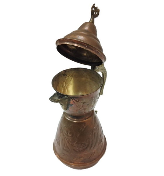 Image 1 of Antigua tetera oriental de cobre para preparar café o té.