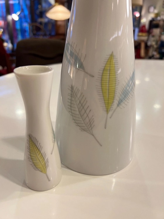 Rare Rosenthal Vase Set by Raymond Loewy | 1950s/1960s Design Classic | Mid-Century Porcelain, Small and (photo 4 of 7)