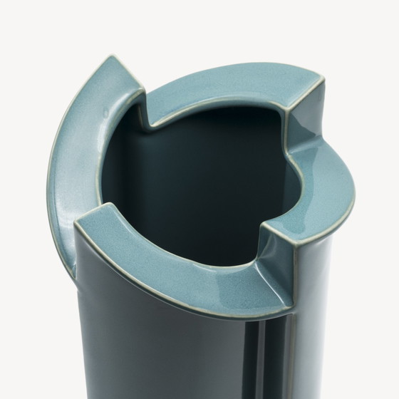 Image 1 of Jan van der Vaart pour Rosenthal Vase en porcelaine turquoise 1988