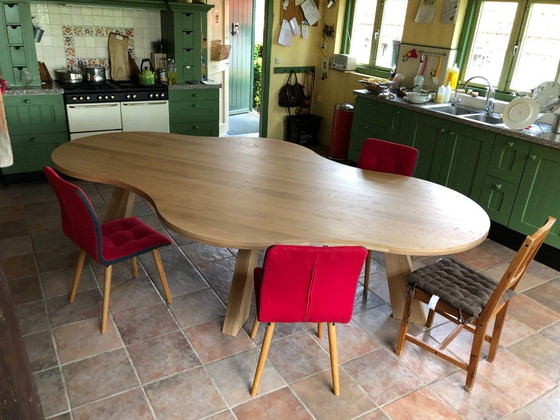 Design (Esszimmer-/Küchen-)Tisch zu verkaufen Massiv Eichenholz – Helm, Esstische, Wood (photo 5 of 5)