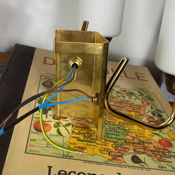 Double Corner Wall Sconce 1950s-1960s Gold Metal and White Opaline Glass Shades – Wall lights (photo 6 of 9)