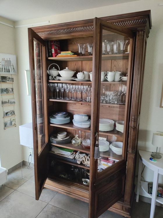 Image 1 of Antieke vitrinekast 